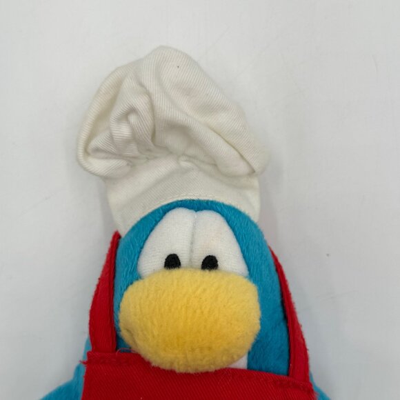 Club Penguin Chef Plush Toy with Pizza Apron Disney 2011 Stuffed Animal NO Coin - Picture 6 of 8